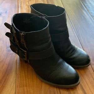Barely worn Steve Madden booties